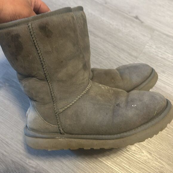 Pre- loved UGG boots size 7 Grey - Picture 3 of 3